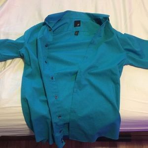 J.Ferrar slim fit dress shirt. S 14-141/2 32-33